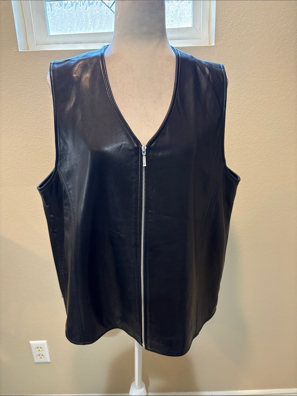 Nordstrom Black Genuine Lambskin Zip-Front Vest